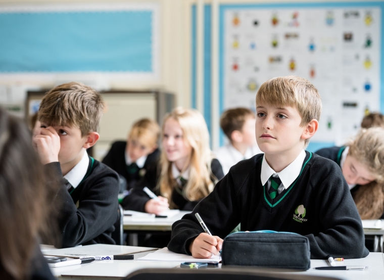 Alternative Approaches to Grouping Disadvantaged Schools