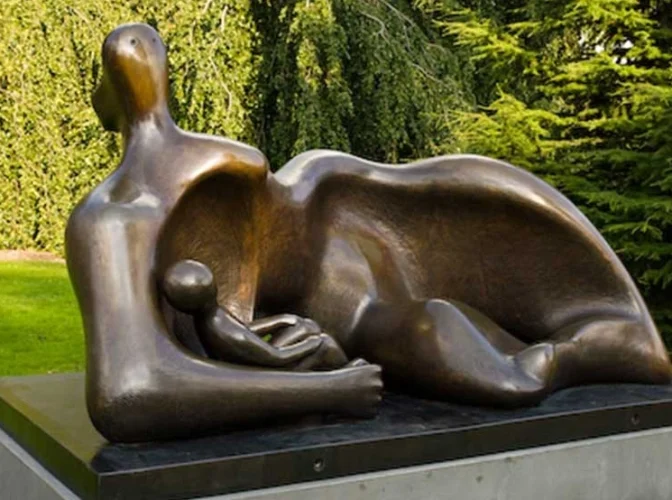 Henry Moore sculpture
